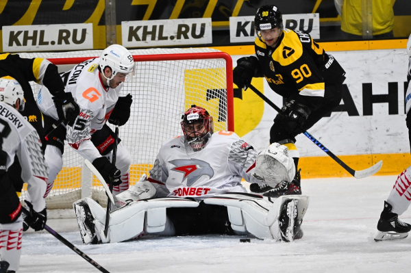 Ги Буше примерил кольчугу, а "Авангард" набрал 99-е очко