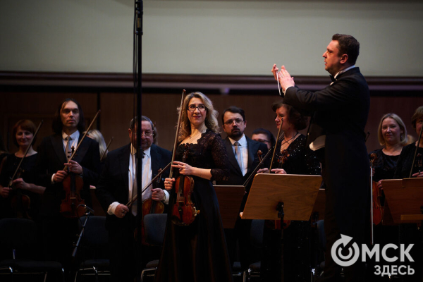 Язык взаимоотношений между Инь и Ян определяют дирижёр Михаил Голиков и виолончелист Александр Князев