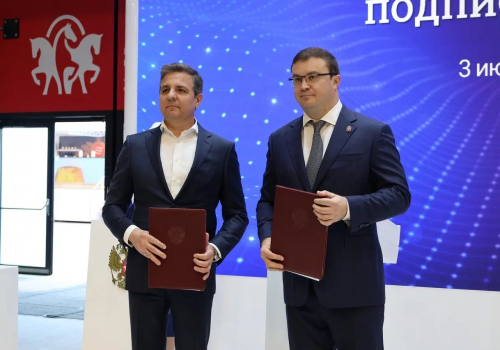 Омский губернатор сообщил о&nbsp;первом соглашении на&nbsp;ПМЭФ-2026