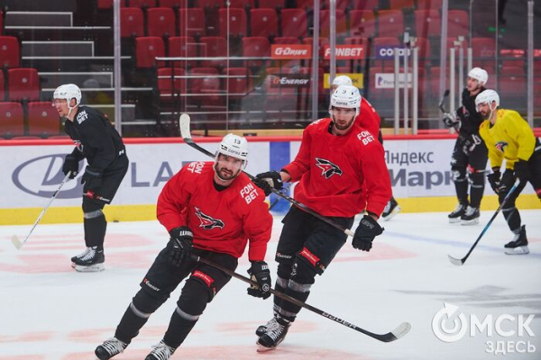 "Это серьёзный вызов, но мы вызовы любим". Омский "Авангард" вышел на лёд после паузы