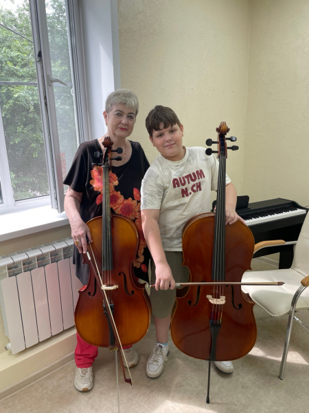 "Учила терпению и честности": В Омске простились с виолончелисткой Ниной Липилиной