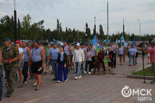 Память и традиции: воздушный десант отмечает свой праздник Память и традиции: воздушный десант отмечает свой праздник