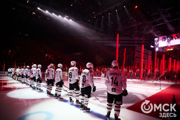 Обновлённый СКК имени Блинова принял первый хоккейный матч Обновлённый СКК имени Блинова принял первый хоккейный матч