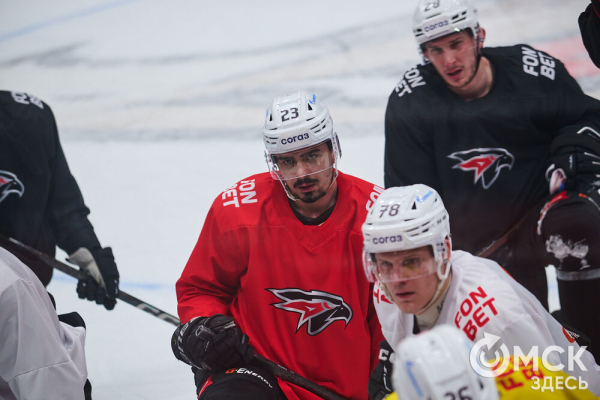 "Это серьёзный вызов, но мы вызовы любим". Омский "Авангард" вышел на лёд после паузы