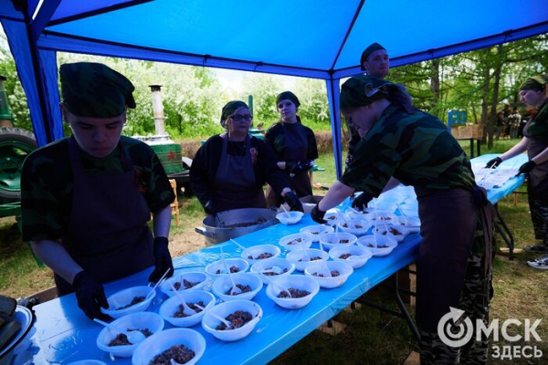 Праздник со слезами на глазах и теплотой в сердце: как Омск отмечал День Победы