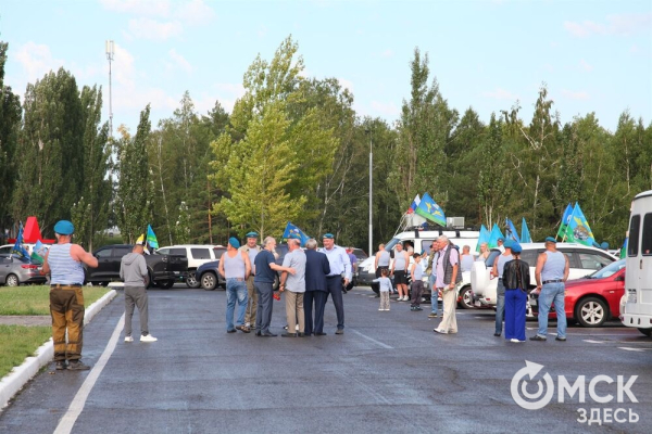 Память и традиции: воздушный десант отмечает свой праздник Память и традиции: воздушный десант отмечает свой праздник