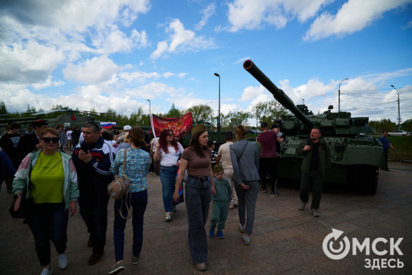 Праздник со слезами на глазах и теплотой в сердце: как Омск отмечал День Победы