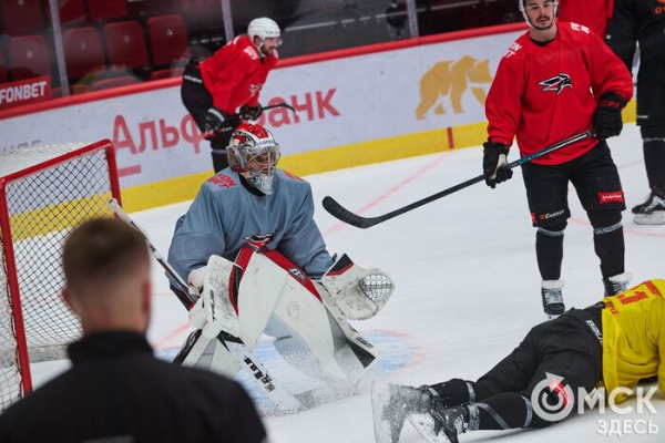 "Это серьёзный вызов, но мы вызовы любим". Омский "Авангард" вышел на лёд после паузы