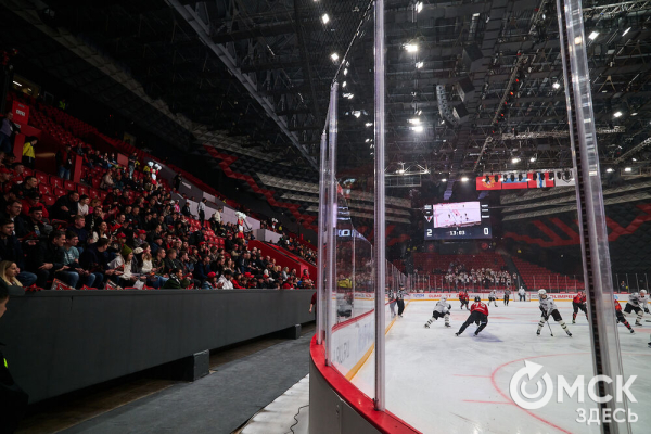 Обновлённый СКК имени Блинова принял первый хоккейный матч Обновлённый СКК имени Блинова принял первый хоккейный матч