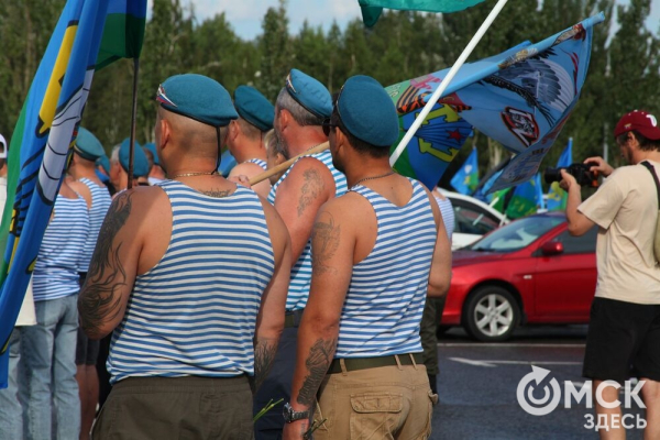 Память и традиции: воздушный десант отмечает свой праздник Память и традиции: воздушный десант отмечает свой праздник