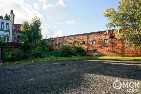 Чего ожидать? Как у руин Эльворти проектируется офисный комплекс