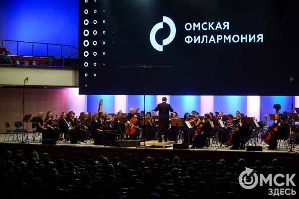 Язык взаимоотношений между Инь и Ян определяют дирижёр Михаил Голиков и виолончелист Александр Князев