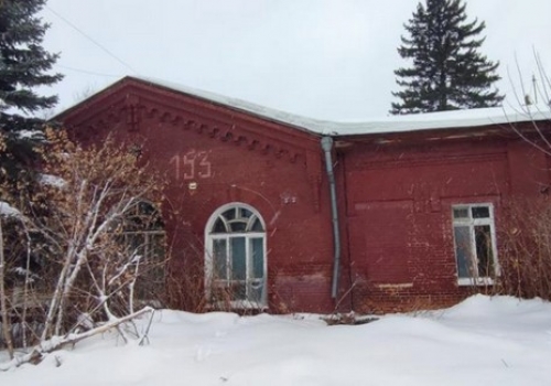 В Омске ради нового жилого района начали разбирать корпуса «Рассвета» В Омске ради нового жилого района начали разбирать корпуса «Рассвета»