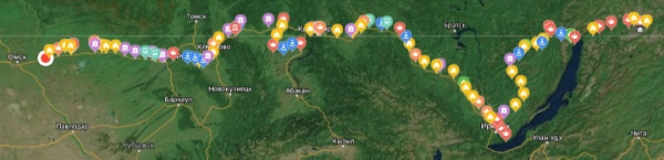 Из Таксимо в Питер. "Отчаянный велогитарист" остановился в Омске во время большого путешествия по России