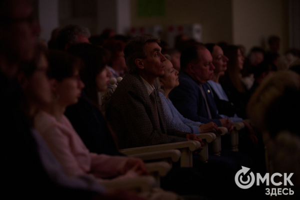 Мы не прощаемся, а говорим до свидания. В Омске состоялся отчётный концерт студентов Шебалинки