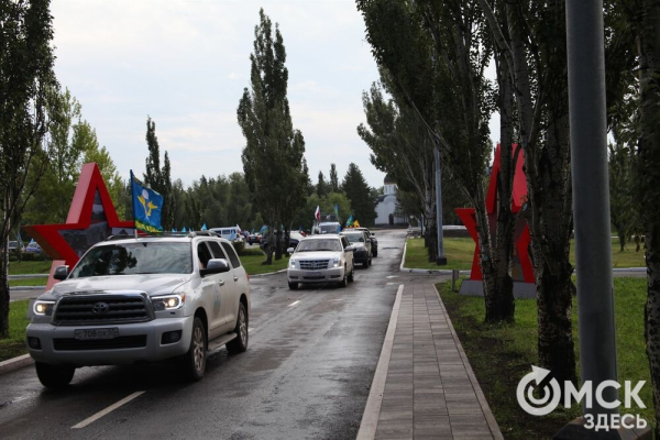 Память и традиции: воздушный десант отмечает свой праздник Память и традиции: воздушный десант отмечает свой праздник